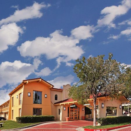 La Quinta Inn By Wyndham Amarillo Mid-City Exterior photo