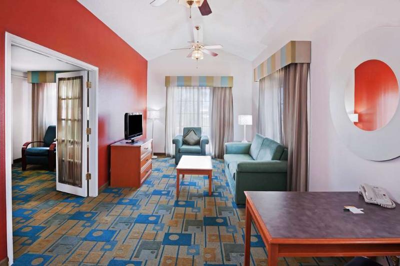 La Quinta Inn By Wyndham Amarillo Mid-City Exterior photo